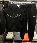 NIKE TECH FLEECE ΣΕΤ - SALES