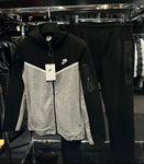 NIKE ΣΕΤ TECH FLEECE -ΜΑΥΡΟ ΓΚΡΙ
