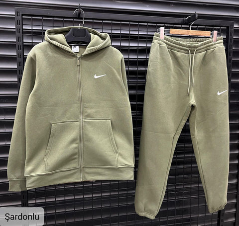 NIKE ΣΕΤ ΦΟΡΜΕΣ - NEW IN