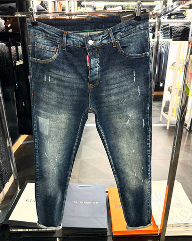 DSQ2 ICON - JEAN 031