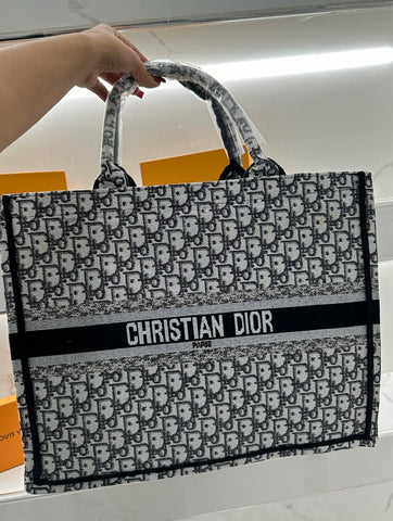 LUXURY DIOR BAG